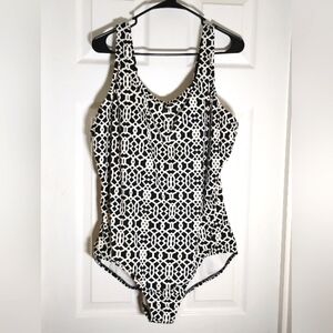Swimsuit Lands' End One Piece 24W